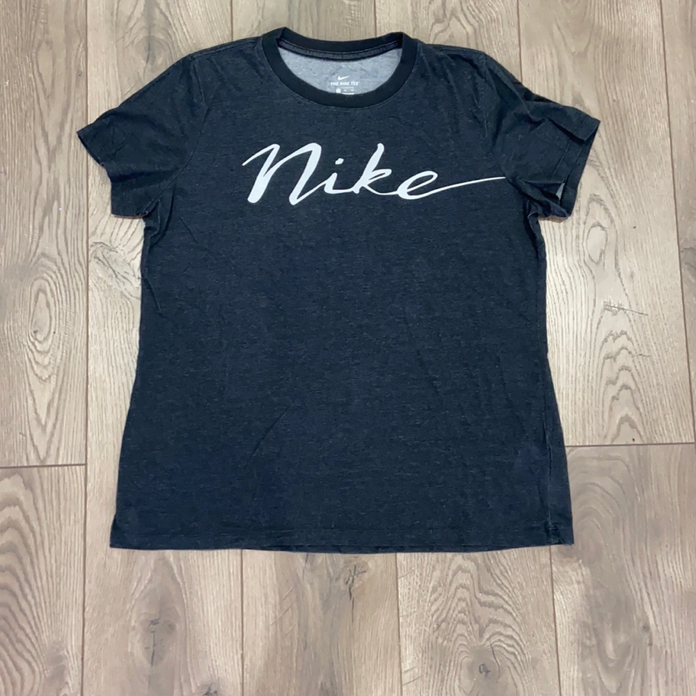 Nike t-shirt